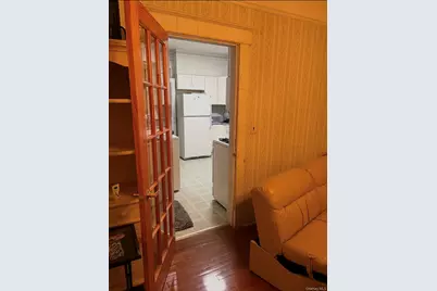 70 Staples Street, Farmingdale, NY 11735 - Photo 26