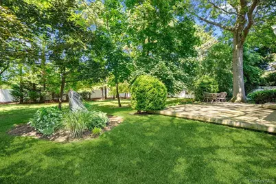 15 Joyce Court, Woodbury, NY 11797 - Photo 22