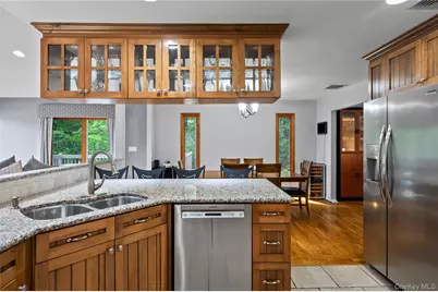 6 Barry Court, Valley Cottage, NY 10989 - Photo 4