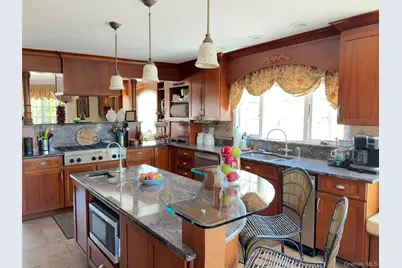 30 Namkee Lane, Blue Point, NY 11715 - Photo 8
