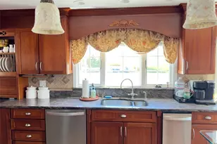 30 Namkee Ln, Blue Point, NY 11715 - Photo 10