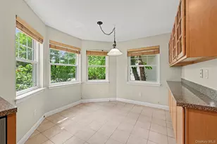 34 Winding Ridge Rd, White Plains, NY 10603 - Photo 10
