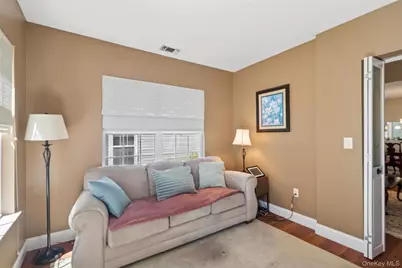 621 Spring Lake Drive, Middle Island, NY 11953 - Photo 16