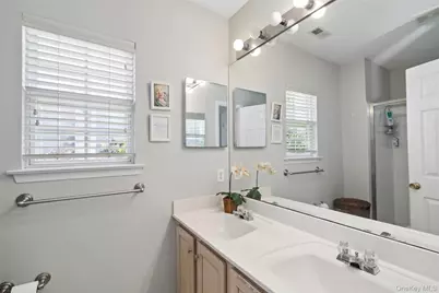 621 Spring Lake Drive, Middle Island, NY 11953 - Photo 30