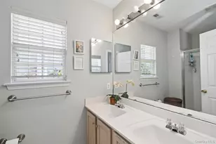 621 Spring Lake Dr, Middle Island, NY 11953 - Photo 30