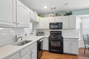 621 Spring Lake Dr, Middle Island, NY 11953 - Photo 18