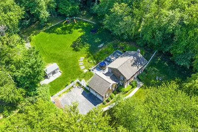 14 Briarwood Lane, Pleasantville, NY 10570 - Photo 44