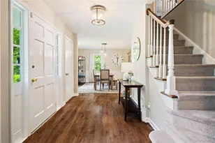 14 Briarwood Ln, Pleasantville, NY 10570 - Photo 2