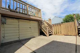 72-19 66th Rd, Middle Village, NY 11379 - Photo 22