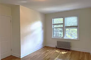 141-35 79th Ave, Flushing, NY 11367 - Photo 18