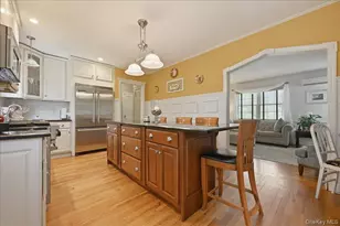 656 5th Ave, New Hyde Park, NY 11040 - Photo 10