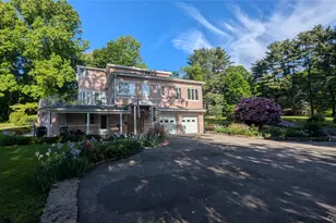 11 Dyckman Dr, Mohegan Lake, NY 10547 - Photo 2