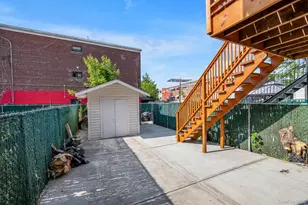 2114 Lacombe Ave, Bronx, NY 10473 - Photo 20