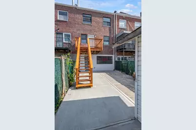2114 Lacombe Avenue, Bronx, NY 10473 - Photo 18