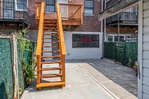2114 Lacombe Ave, Bronx, NY 10473 - Photo 18