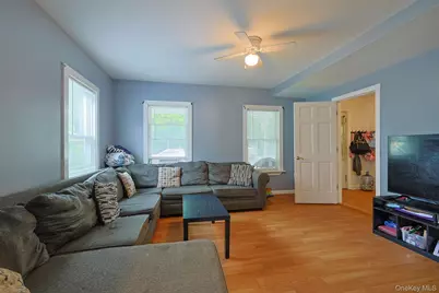 22 Valley Avenue, Central Valley, NY 10917 - Photo 4