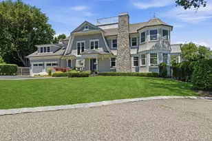 7 Preston Ln, East Setauket, NY 11733 - Photo 2