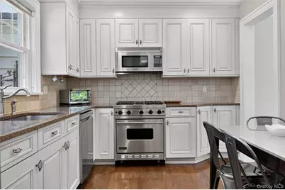 12 Drake Road, Scarsdale, NY 10583 - Photo 14