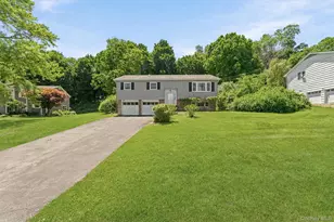 1753 Highbrook St, Yorktown Heights, NY 10598 - Photo 2