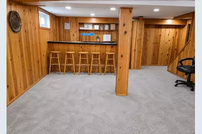 162 Colonial Avenue, Williston Park, NY 11596 - Photo 14
