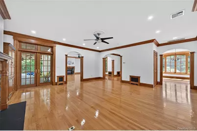 10 Greenwich Avenue, Central Valley, NY 10917 - Photo 8
