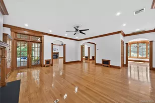 10 Greenwich Ave, Central Valley, NY 10917 - Photo 8