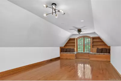 10 Greenwich Avenue, Central Valley, NY 10917 - Photo 28