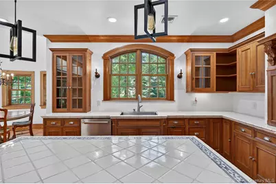 10 Greenwich Avenue, Central Valley, NY 10917 - Photo 12