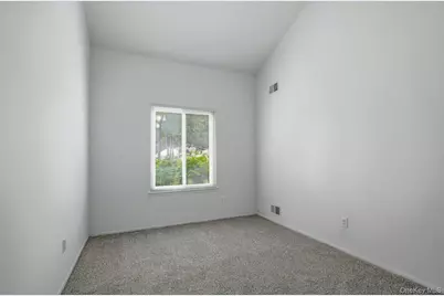71 Timber Ridge Drive #71, Holtsville, NY 11742 - Photo 28