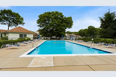 71 Timber Ridge Drive #71, Holtsville, NY 11742 - Photo 30