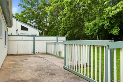 71 Timber Ridge Drive #71, Holtsville, NY 11742 - Photo 6