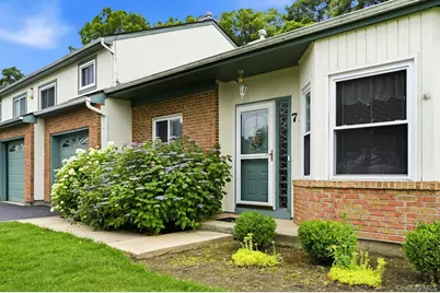 71 Timber Ridge Drive #71, Holtsville, NY 11742 - Photo 8