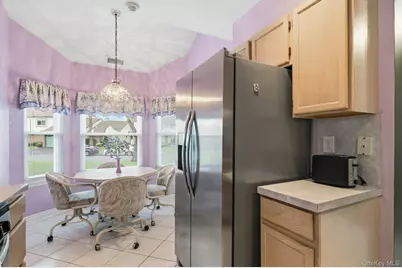 71 Timber Ridge Drive #71, Holtsville, NY 11742 - Photo 20