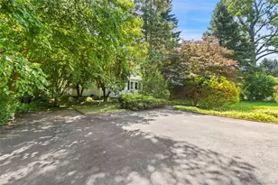 3206 Hollywood St, Mohegan Lake, NY 10547 - Photo 34