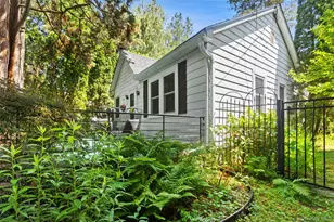 3206 Hollywood St, Mohegan Lake, NY 10547 - Photo 4