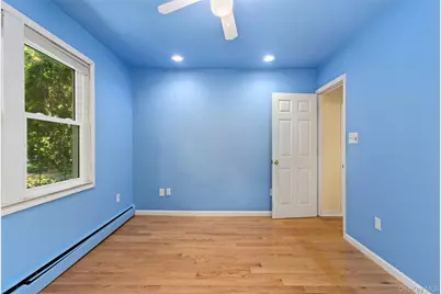 3206 Hollywood Street, Mohegan Lake, NY 10547 - Photo 20