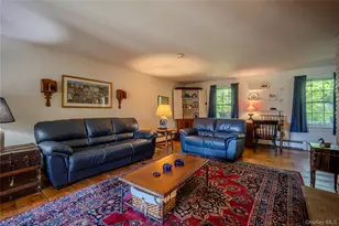 190 Dunthorne Dr, Bloomingburg, NY 12721 - Photo 6