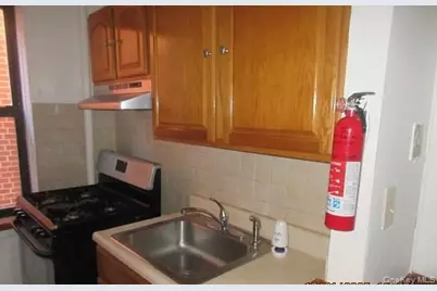 3231 Barker Avenue #2C, Bronx, NY 10467 - Photo 4