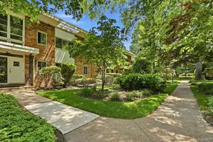 200 Lexington Ave, Oyster Bay, NY 11771 - Photo 6
