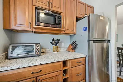 200 Lexington Avenue #8B, Oyster Bay, NY 11771 - Photo 24