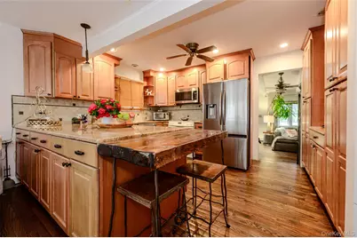 2477 Margaret Street, Bellmore, NY 11710 - Photo 16