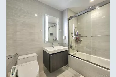 131-05 40 Road #16J, Flushing, NY 11354 - Photo 16