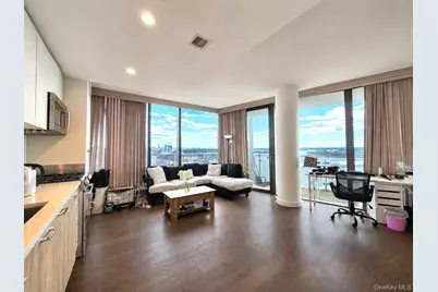 131-05 40 Road #16J, Flushing, NY 11354 - Photo 2