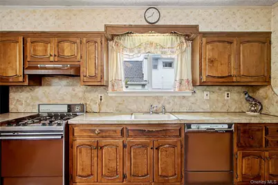 83-87 Staunton Street, Yonkers, NY 10704 - Photo 10