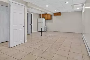 185 Magnolia Dr, Selden, NY 11784 - Photo 24