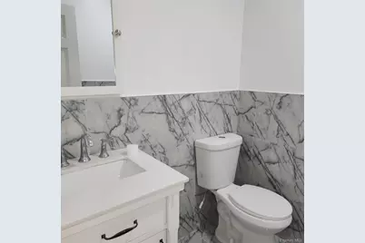70 Elm Avenue #Right, Mount Vernon, NY 10550 - Photo 12