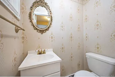 2 Barry Lane, Mount Sinai, NY 11766 - Photo 12