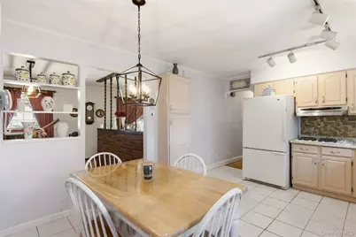 22 Berry Lane, Centereach, NY 11720 - Photo 10