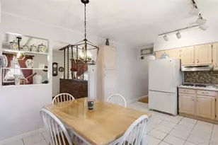 22 Berry Ln, Centereach, NY 11720 - Photo 10