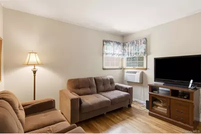22 Berry Lane, Centereach, NY 11720 - Photo 16